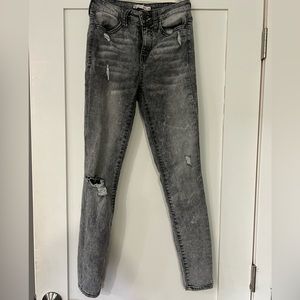 Women’s high rise jeans, Tilly’s